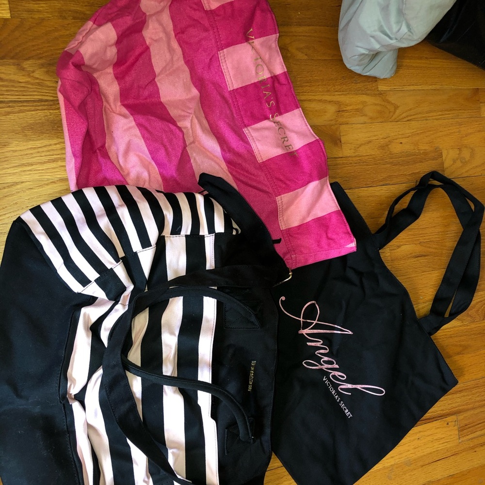 Set of 3 Victoria’s Secret Duffle Travel Bags